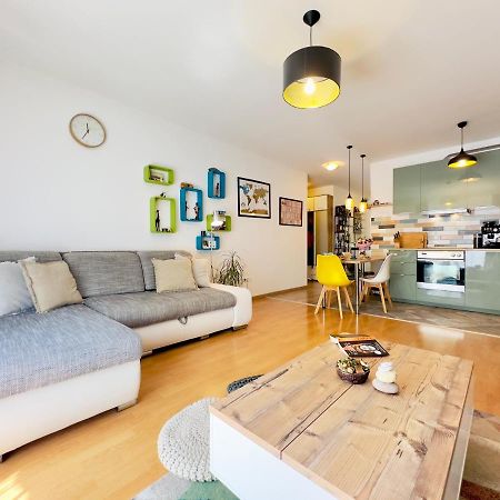 בודפשט Corvin City Apartment - Free Parking- מראה חיצוני תמונה