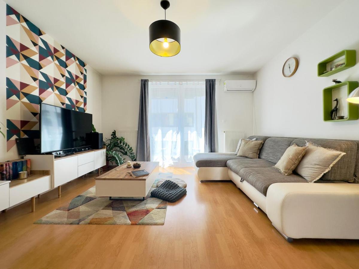 בודפשט Corvin City Apartment - Free Parking- מראה חיצוני תמונה